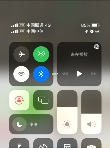 嘉陵苹果手机维修分享iPhone双卡信号解决办法 
