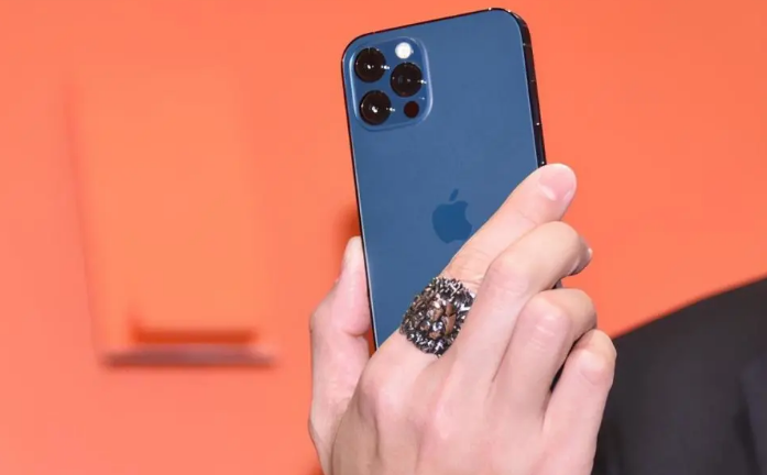嘉陵苹果手机维修分享iPhone12系列重启方法教程 